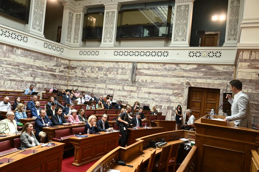 Ο Στέφανος Κασσελάκης στη Βουλή